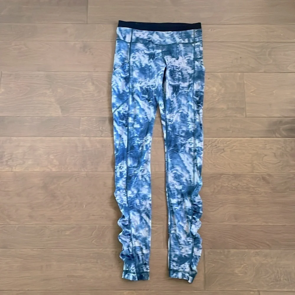Lululemon Speed Tight III Sea Side Silver Fox Blue Size 4